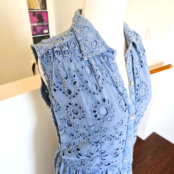 🏷️ANTHROPOLOGIE KYLA SEO Caite Palma Eyelet Midi Dress in Bluestone Size S/M - Picture 4 of 14